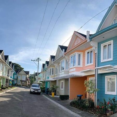 3 Bedrooms 3 Baths Victorian Style Townhouse Fully Furnished Batangas Екстериор снимка