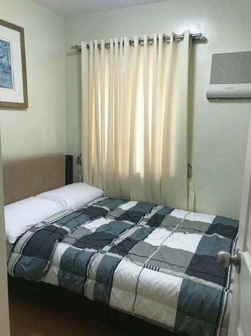 3 Bedrooms 3 Baths Victorian Style Townhouse Fully Furnished Batangas Екстериор снимка